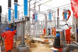 小陽(yáng)春季節(jié)里忙作業(yè)