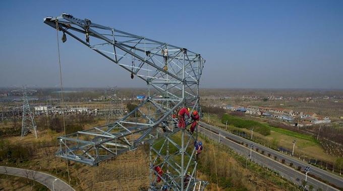 加快220千伏子仙變輸電線路建設(shè)