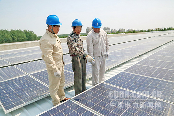 圖為服務技校光伏