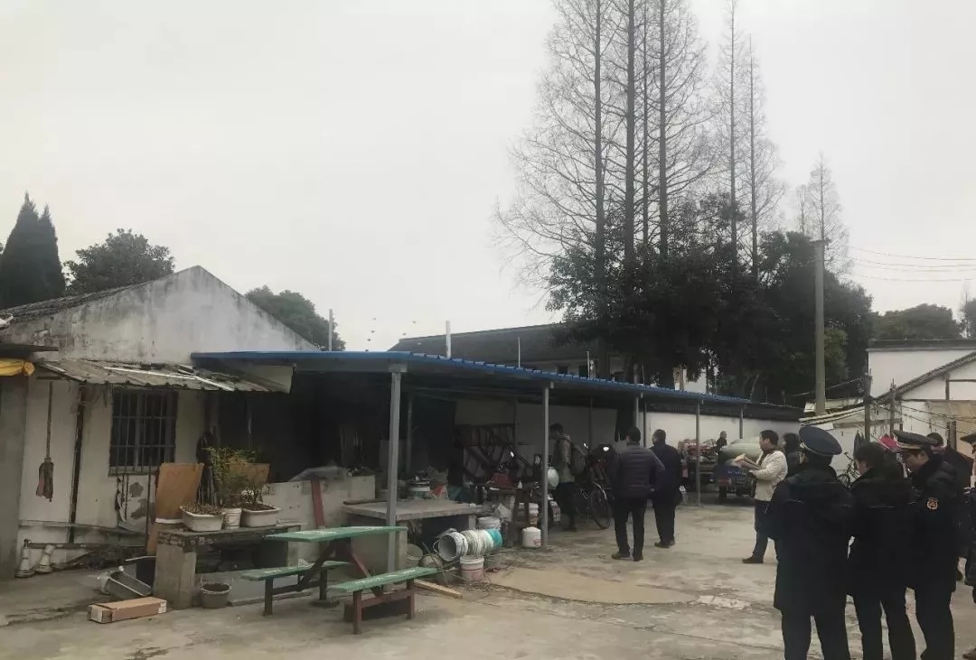 【安全信息】朱家角鎮(zhèn)召開古鎮(zhèn)景區(qū)老舊變電箱改造工程協(xié)商會(huì)議