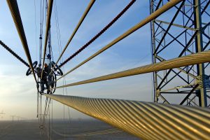 “一條特高壓解決四川棄水”，但誰需要特高壓？