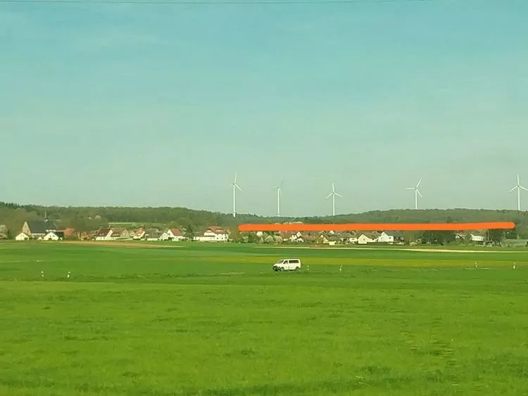 德國(guó)能源轉(zhuǎn)型：柏林至弗賴堡沿途光伏風(fēng)電