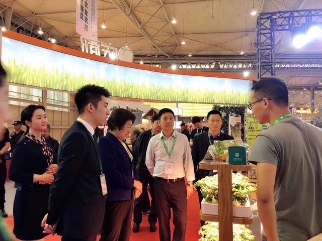 “互聯(lián)網(wǎng)+”農(nóng)業(yè)模式齊聚成都農(nóng)博會，尚作有機(jī)產(chǎn)品成焦點