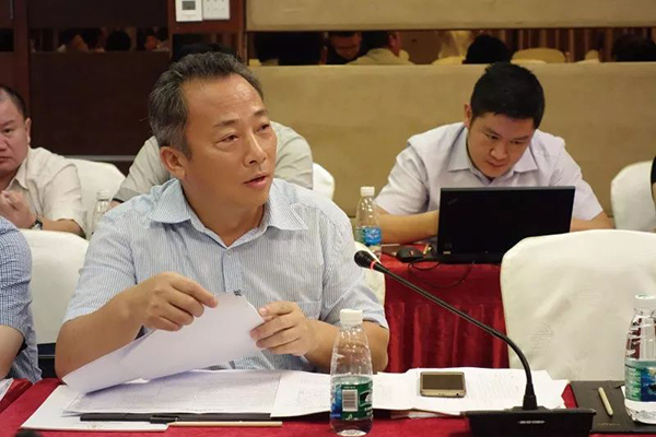 “督察利刃”喻旗：奮戰(zhàn)一線32年，自創(chuàng)斷案法、授課新生代