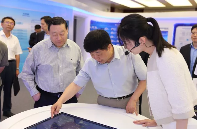 顧朝曦副部長調(diào)研全球能源互聯(lián)網(wǎng)發(fā)展合作組織