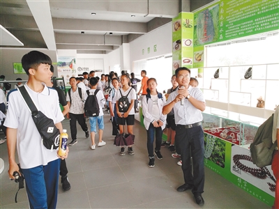 歐榮東：力證“農業(yè)如此多嬌”