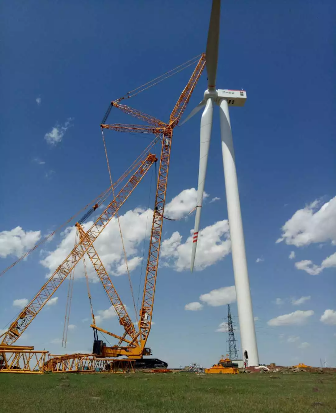 陸上風(fēng)電重器：三一重能第一臺(tái)3.4MW風(fēng)電機(jī)組順利完成吊裝！