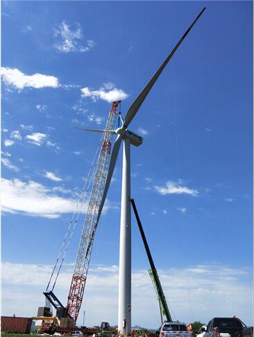 上海電氣華電萊州薛家項目首臺風(fēng)機(jī)成功吊裝