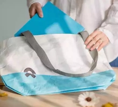 花重金建各大運(yùn)營(yíng)社區(qū)，蔚來(lái)3.0銷售模式到底如何？