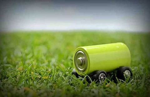 新能源物流車(chē)產(chǎn)量下跌 磷酸鐵鋰逆勢(shì)生長(zhǎng)