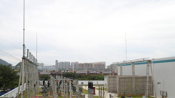 興義供電局110千伏花月變電站順利投運(yùn)，這是黔西南州首座110千伏智能變電站。