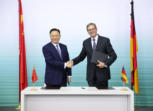 簽下一萬多億，一汽轉(zhuǎn)型之路勝算幾何？