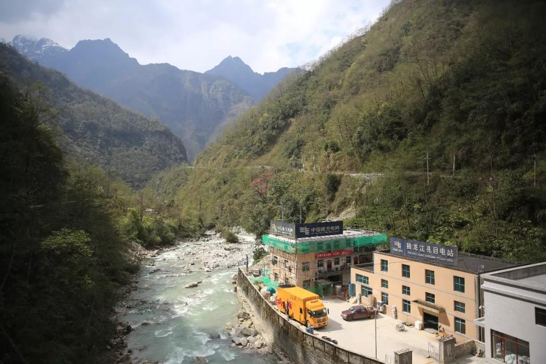 獨(dú)龍江供電所：有一種信仰叫情懷