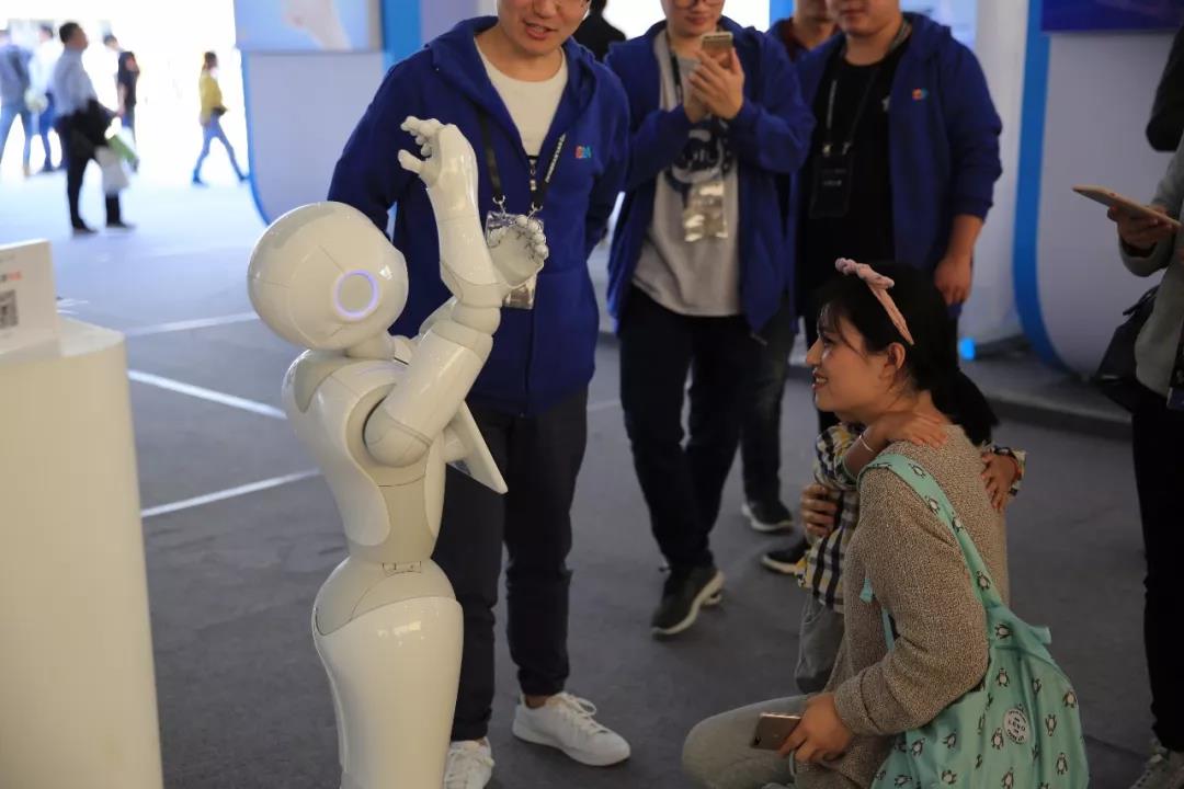 人工智能，從這里走向世界