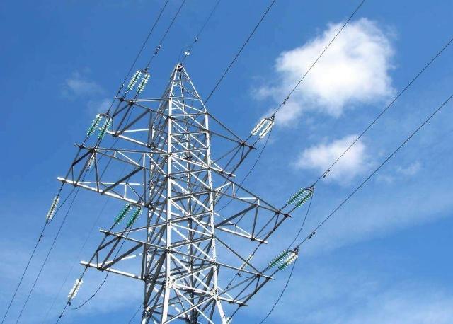 為什么高壓電線沒有絕緣外皮，雨天也不會(huì)出現(xiàn)電力故障呢？